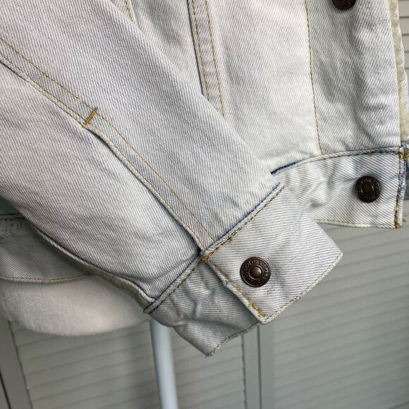 Levis Strauss White Star Studded Cotton Faux Fur Lined Denim Jacket Wome… - Picture 9 of 15